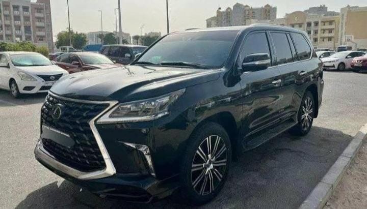 lexus-lx570s-2021-big-0