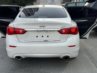 Infiniti Q50 2015