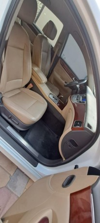 hyundai-genesis-2012-big-2