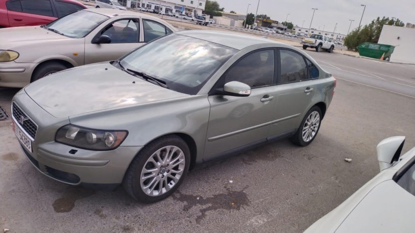 volvo-s40-2007-big-3