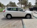 toyota-rav4-2008-small-2