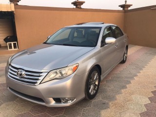 Toyota Avalon 2011