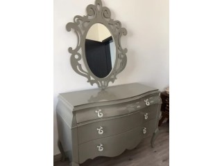 Wooden dressing table