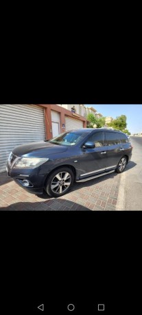 nissan-pathfinder-2015-big-1