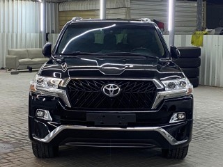 Toyota Land Cruiser VXR 2018