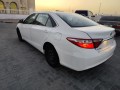 toyota-camry-2017-small-0