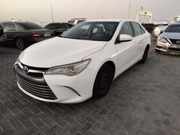 toyota-camry-2017-big-5