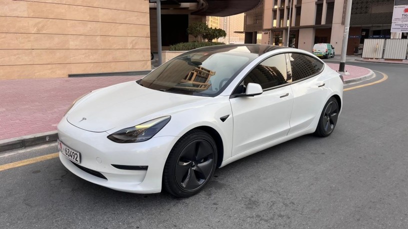 tesla-model-3-big-0