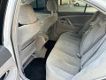 toyota-camry-le-2007-small-1