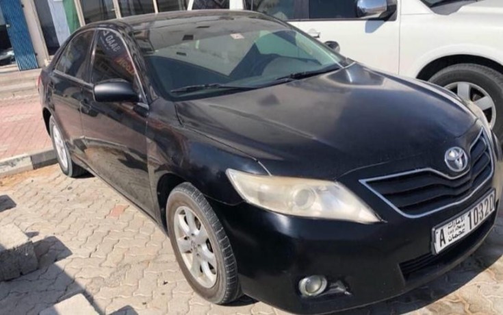 toyota-camry-2010-big-0