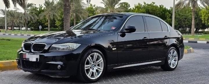 bmw-323i-2011-big-0