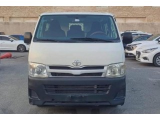 Toyota Hiace 2011