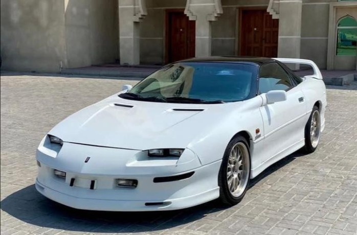 chevrolet-camaro-1995-big-0