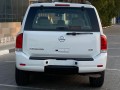 nissan-armada-2010-small-1