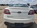 2013-ford-taurus-se-small-3