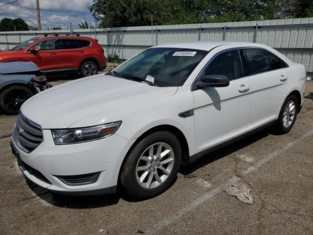 2013-ford-taurus-se-big-8