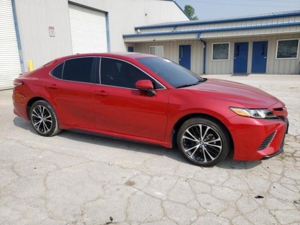 2020-toyota-camry-se-full-option-big-8