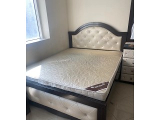 King size bed