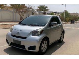 Toyota iQ