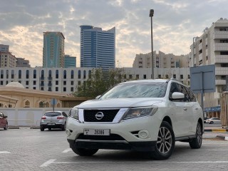 Nissan pathfinder 2015