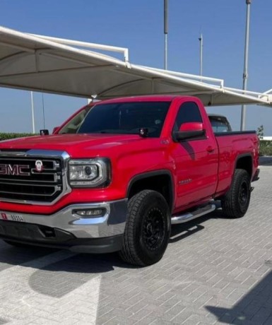 gmc-sierra-2018-big-0