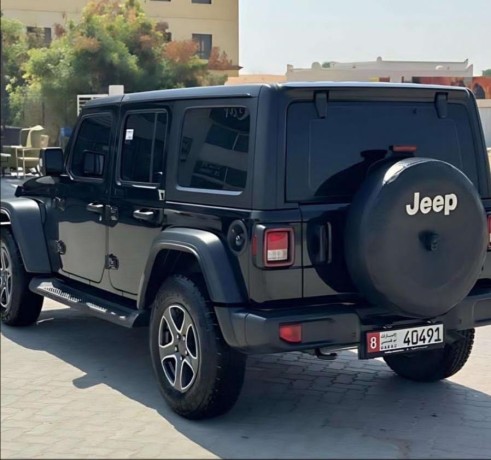 jeep-wrangler-2023-big-0