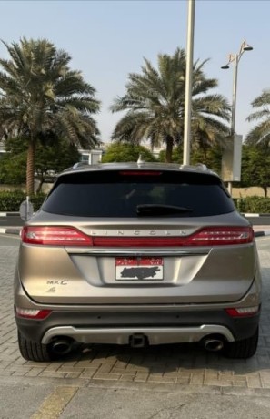 lincoln-mkc-2019-big-0