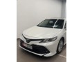 toyota-camry-2018-small-0