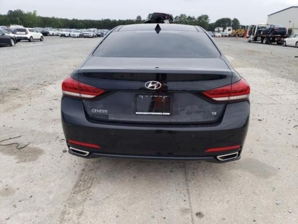 2015-hyundai-gensis-38l-big-9