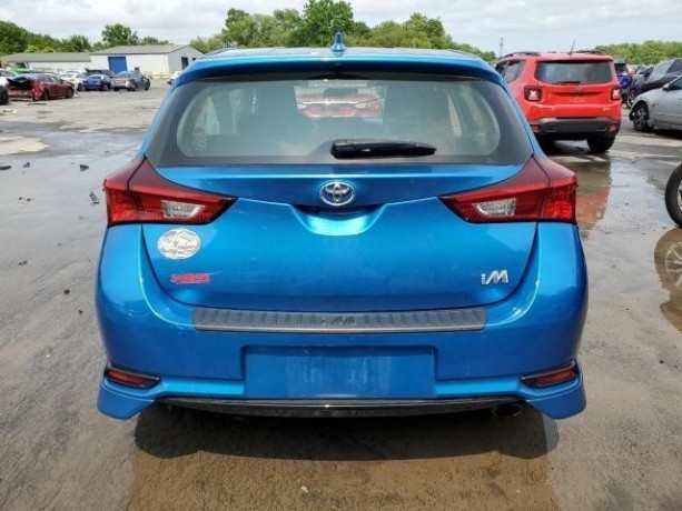 2018-toyota-corolla-im-big-4