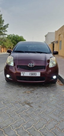 toyota-yaris-2009-big-0