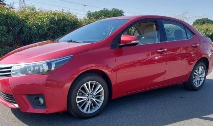 toyota-corolla-2015-big-0