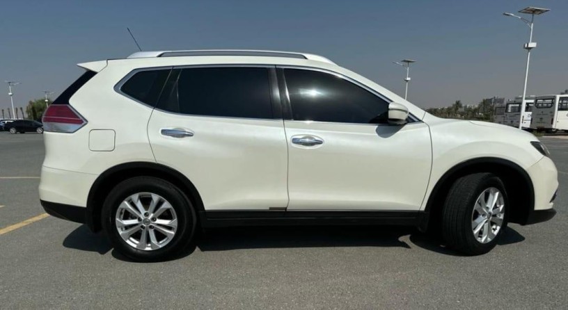 nissan-xtrail-2015-big-0