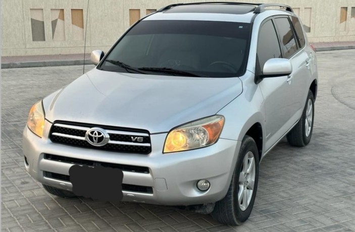 toyota-rav4-2007-big-0