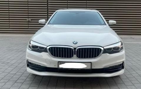 bmw-520i-2020-big-0